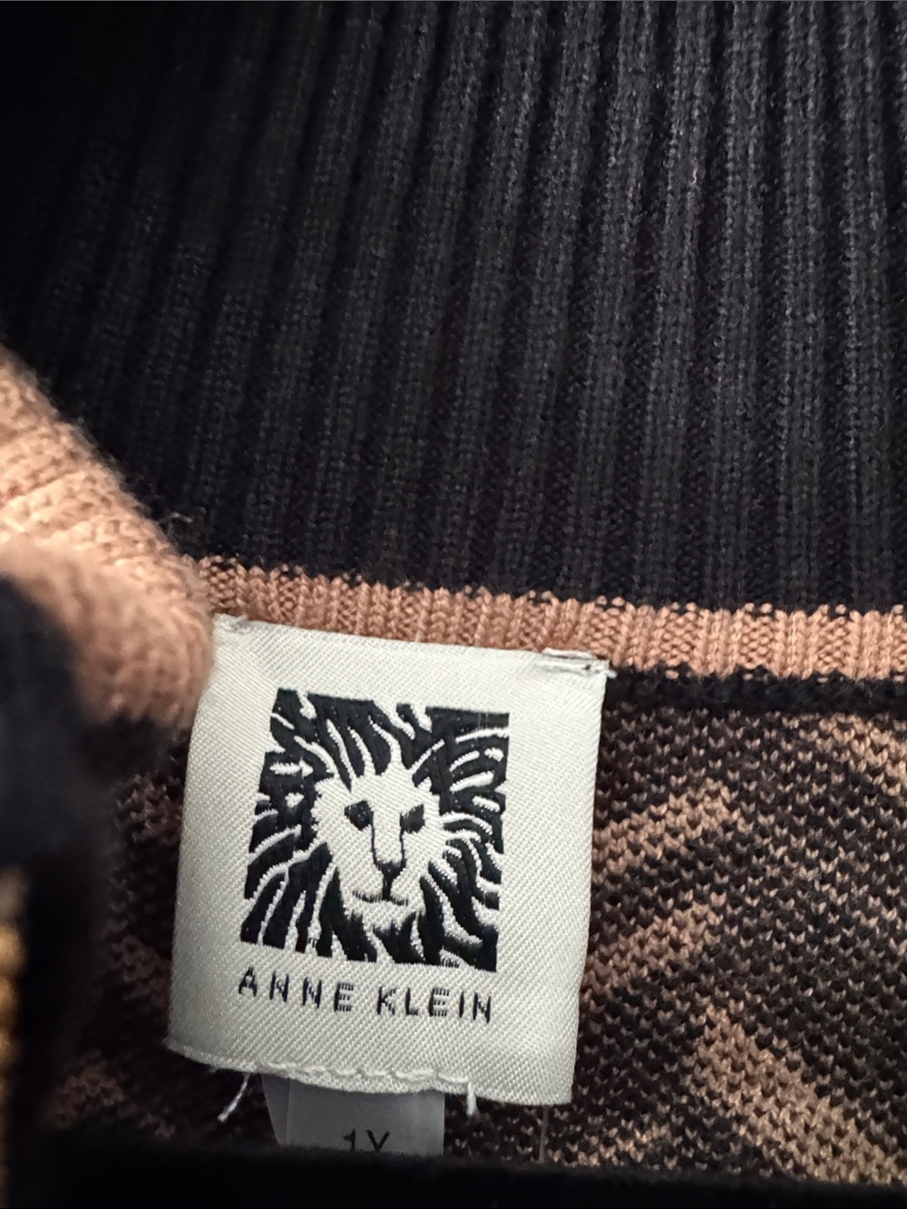 Anne Klein Black and Tan Geometric Zip-Front Turtleneck Sweater - Picture 2 of 9
